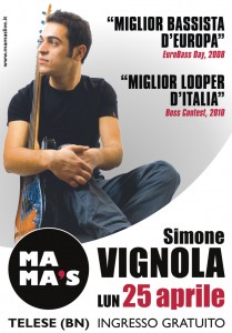 Simone Vignola Live @ Mama's